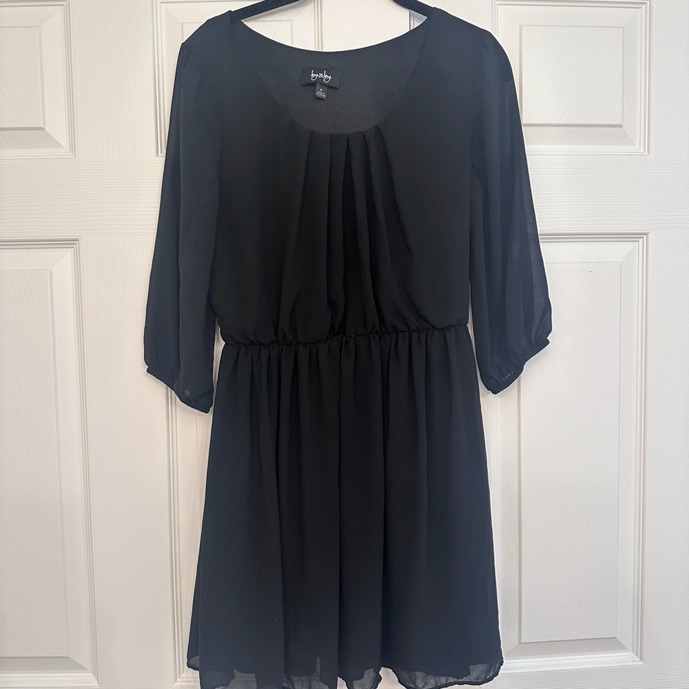 A. Byer Women's Black Sheath Dress M Knee Length 3/4 Sleeve Formal